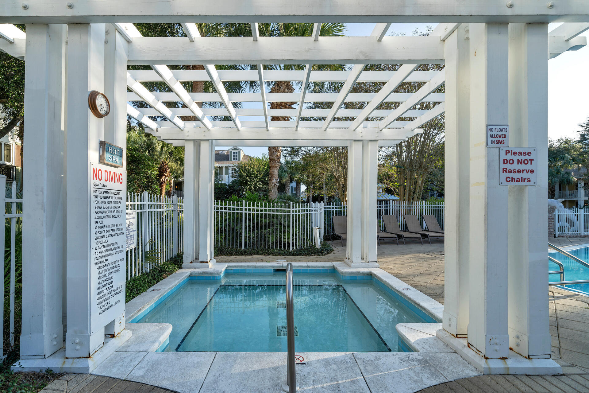 PILOT HOUSE - Residential