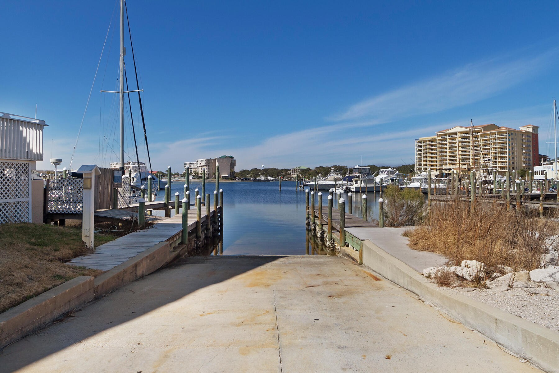 SANDPIPER COVE - Residential