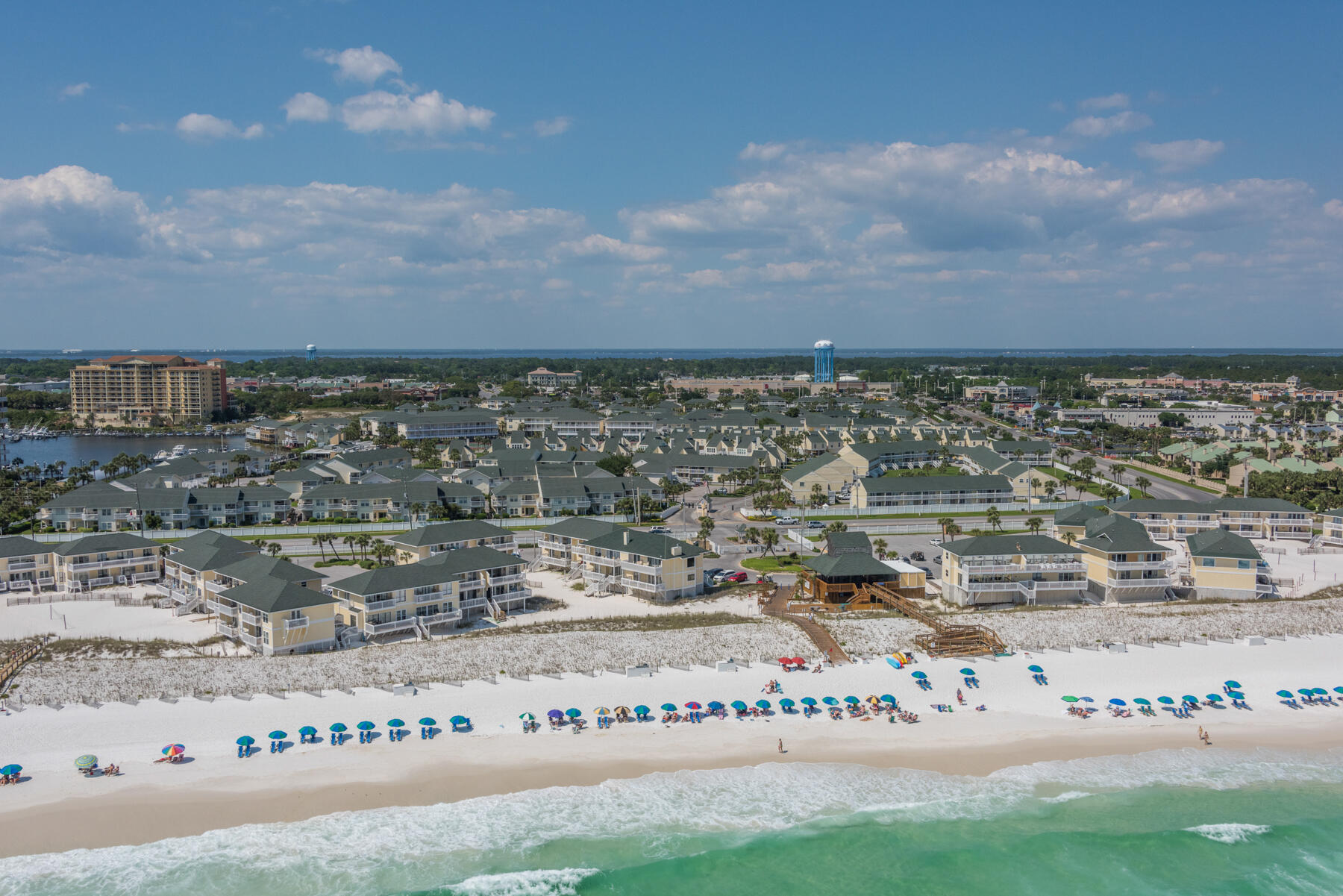 SANDPIPER COVE - Residential