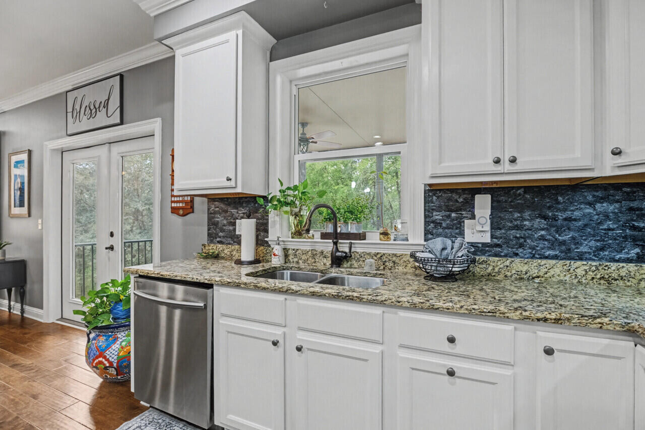 HAWK'S LANDING - Residential