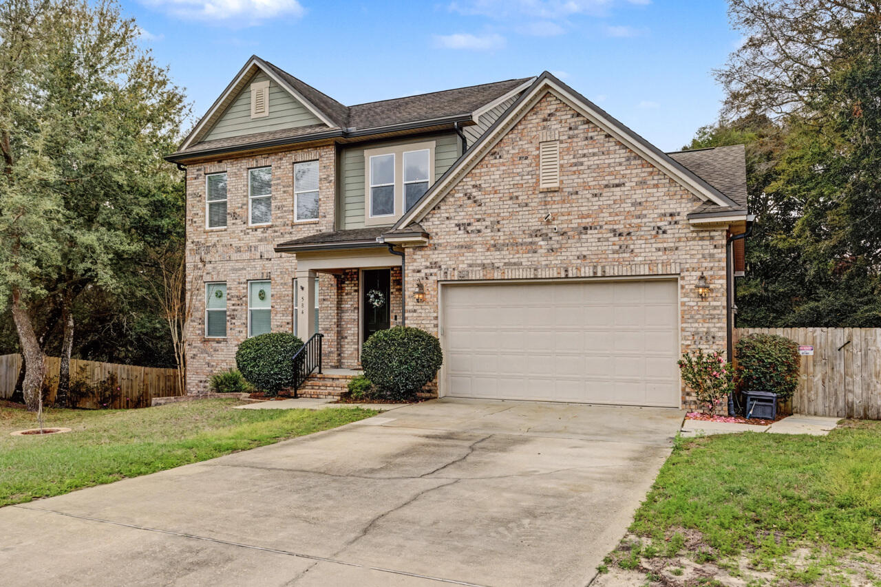 HAWK'S LANDING - Residential