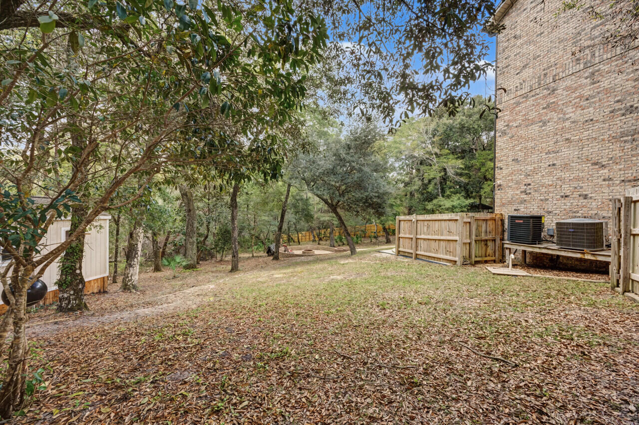 HAWK'S LANDING - Residential