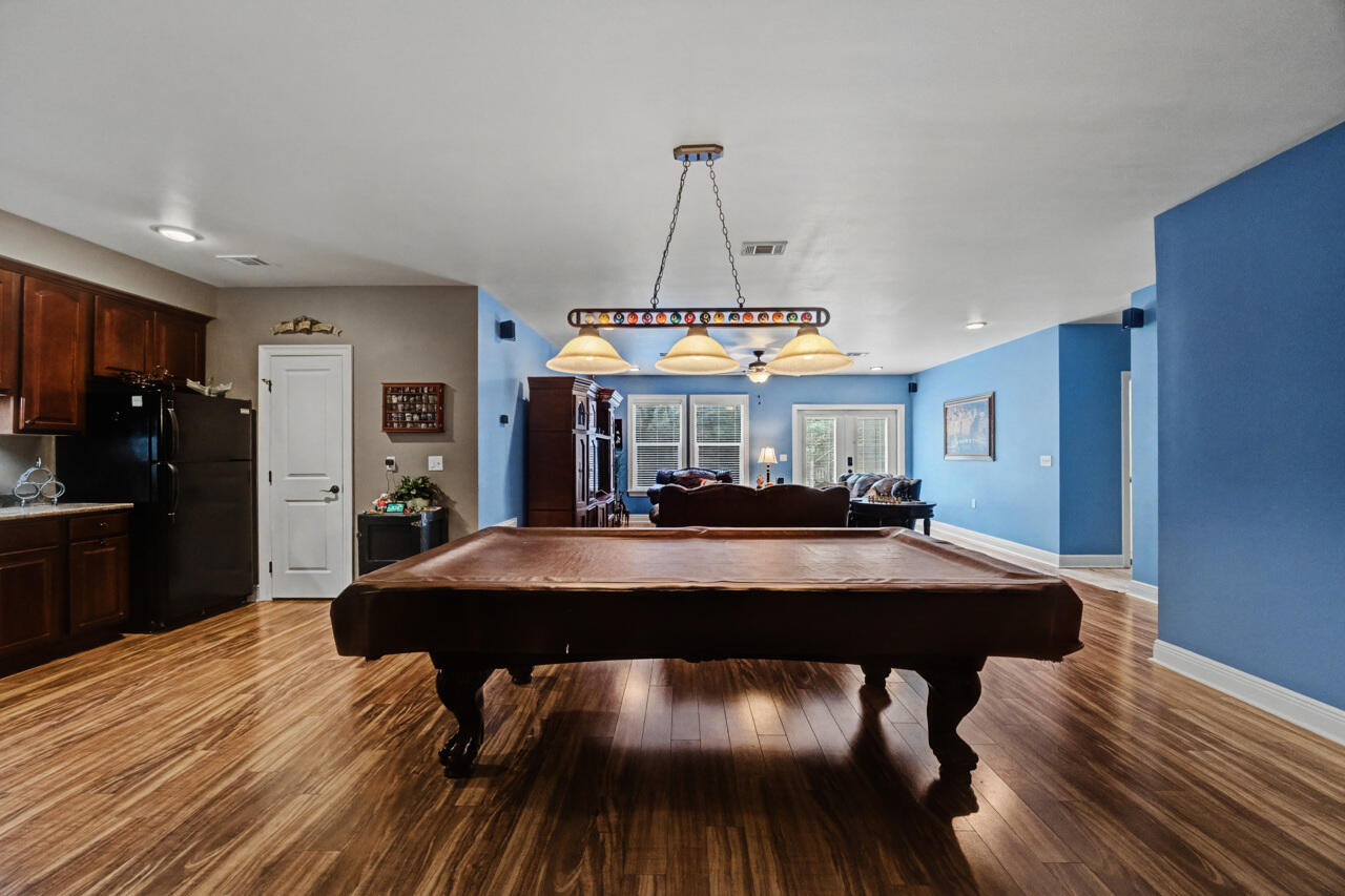 HAWK'S LANDING - Residential