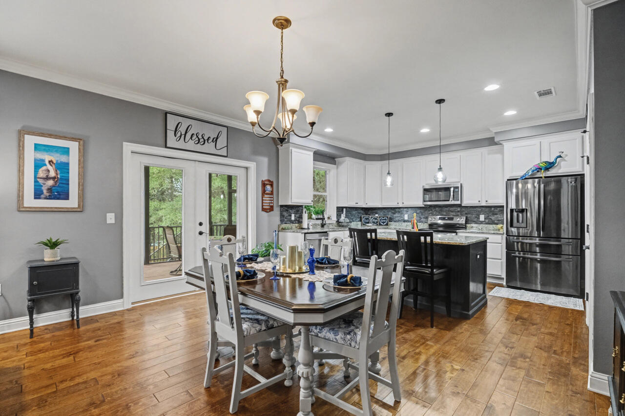 HAWK'S LANDING - Residential