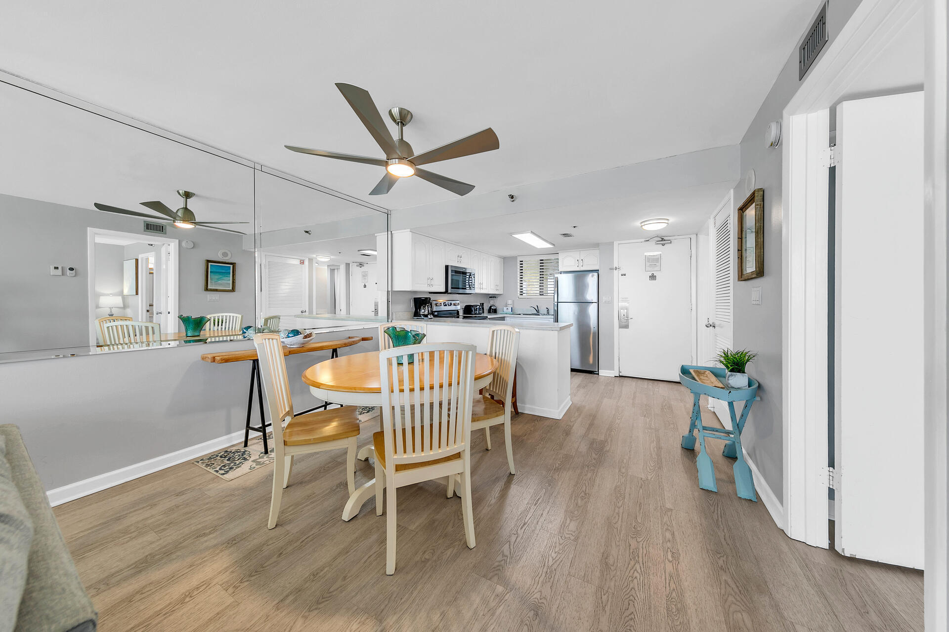 SUNDESTIN INTERNATIONAL CONDO - Residential