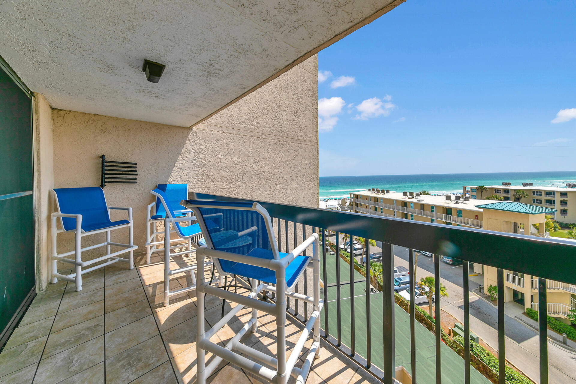 SUNDESTIN INTERNATIONAL CONDO - Residential
