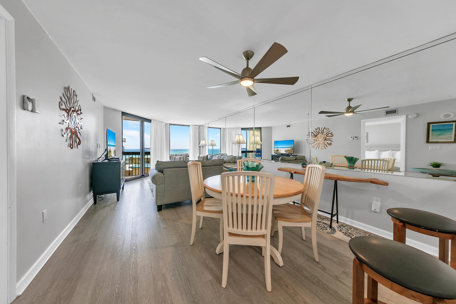 SUNDESTIN INTERNATIONAL CONDO - Residential