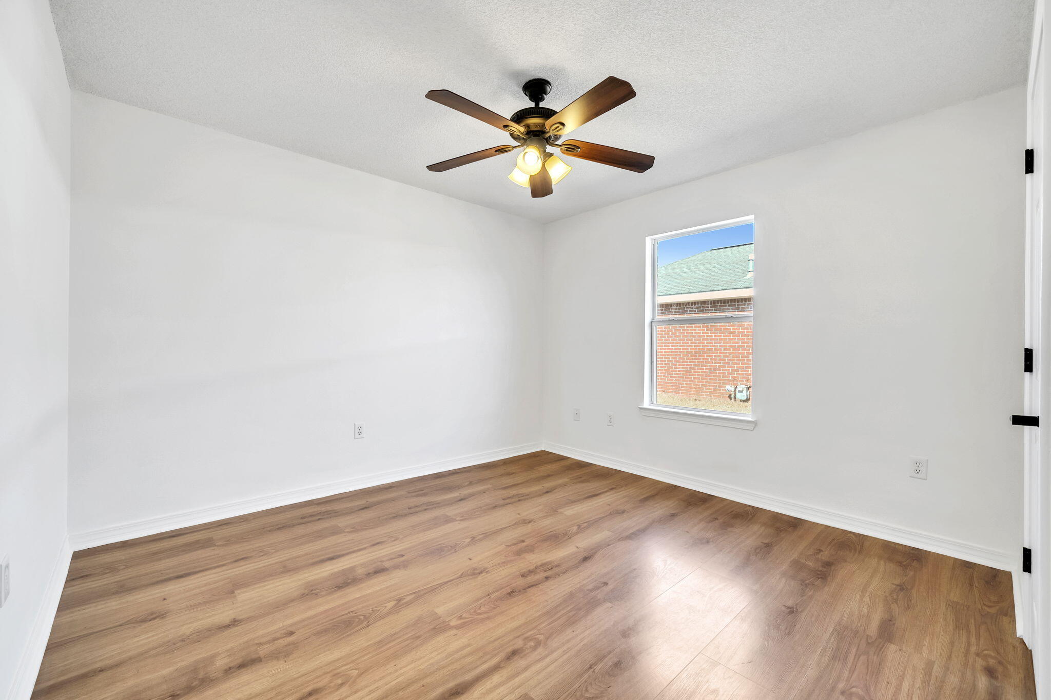 BROOKE ESTATES PH II - Residential