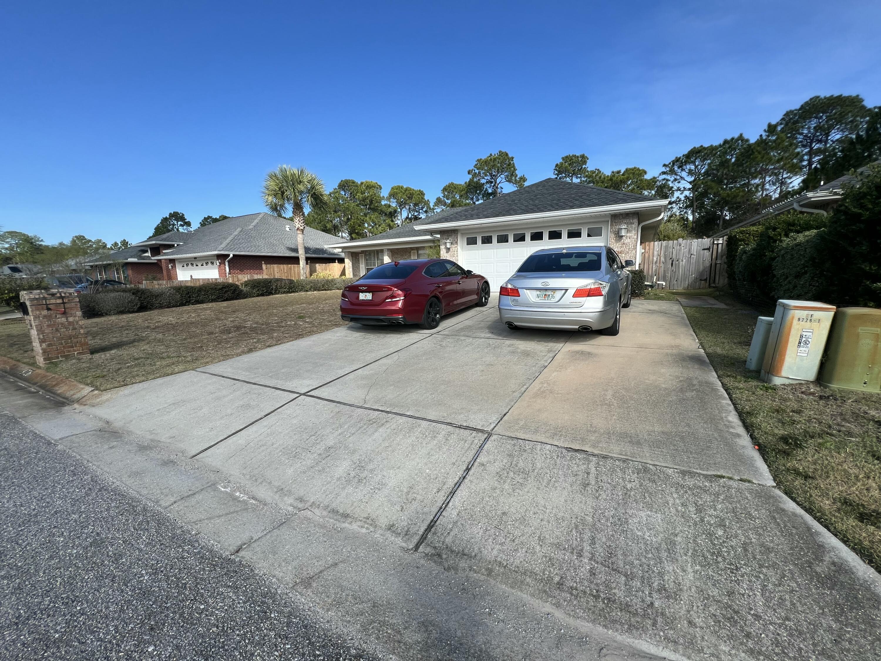 CREETWOOD PLACE - Residential