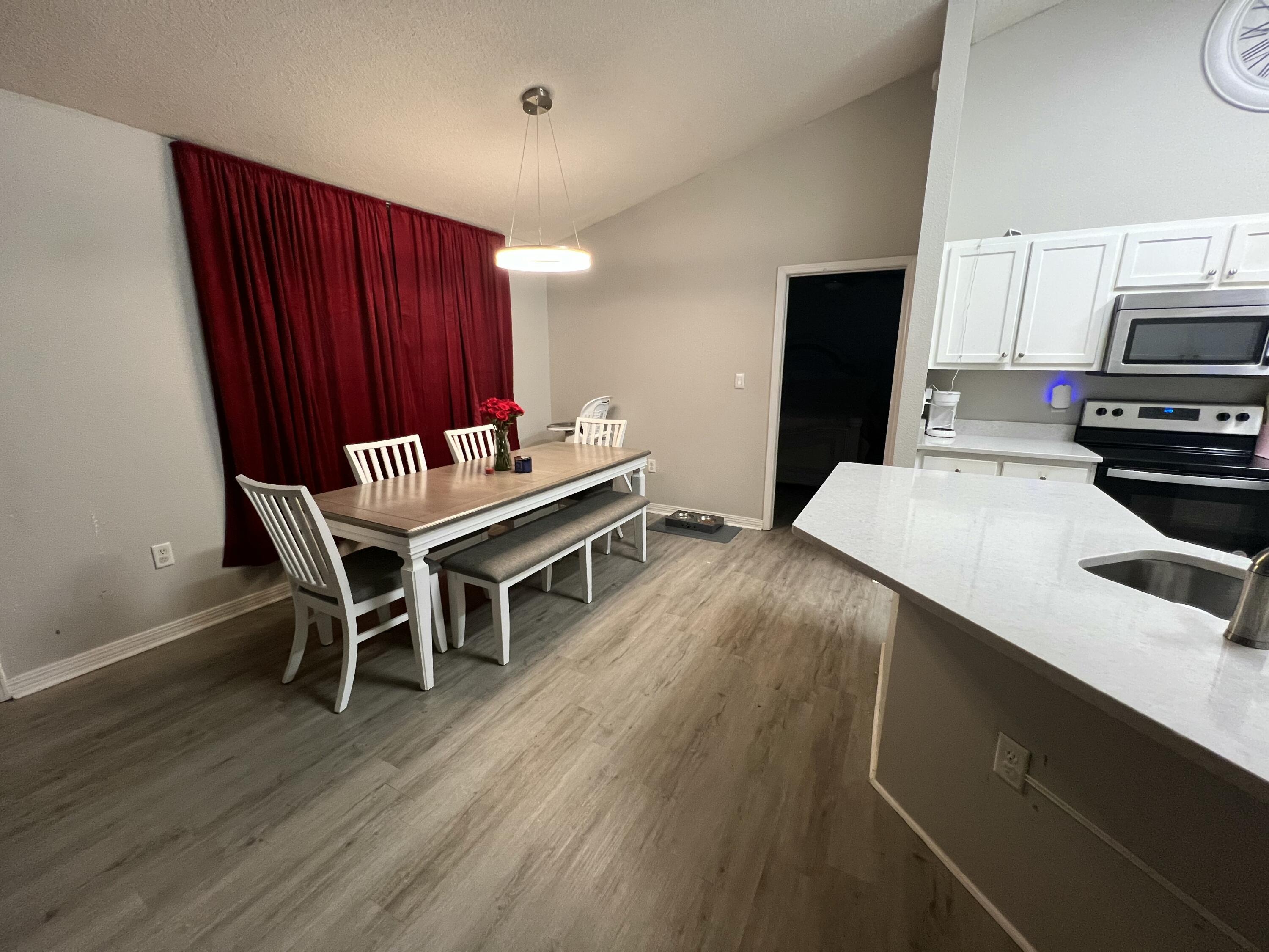 CREETWOOD PLACE - Residential