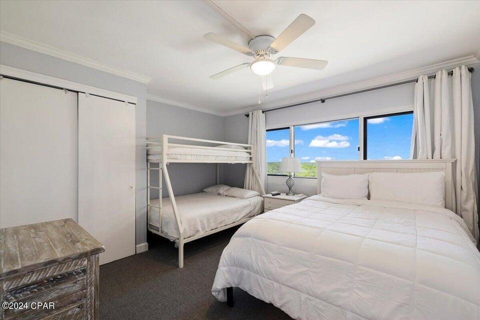 PINNACLE PORT - Residential
