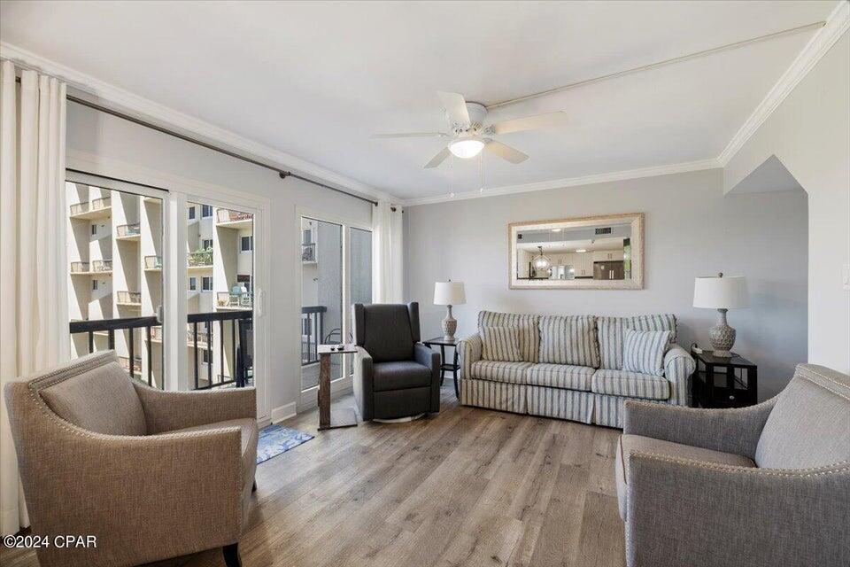 PINNACLE PORT - Residential