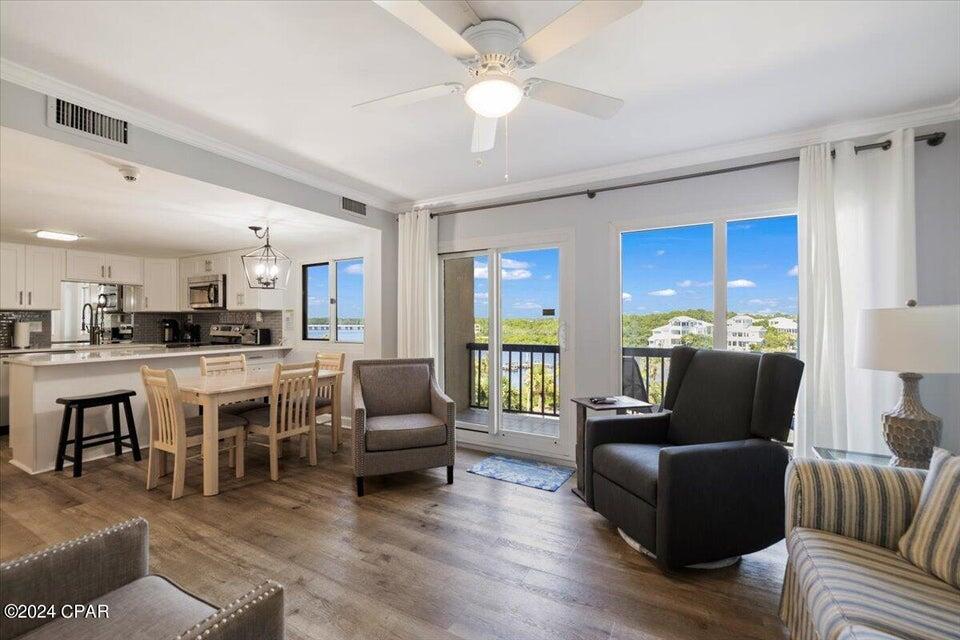PINNACLE PORT - Residential