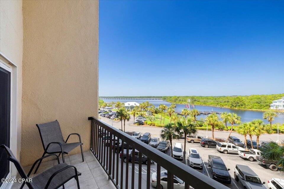 PINNACLE PORT - Residential