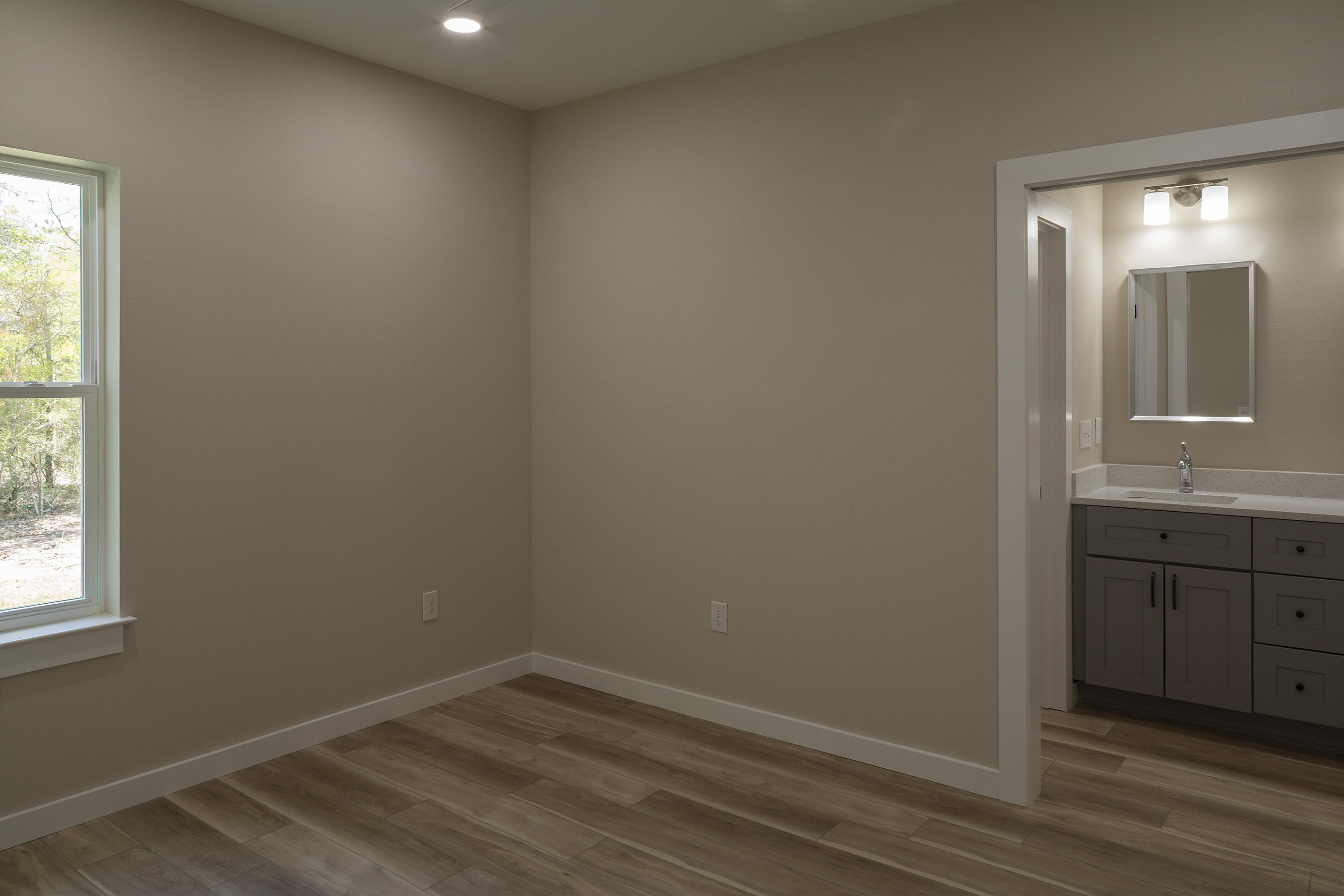 OAKWOOD LAKES ESTATES - Residential