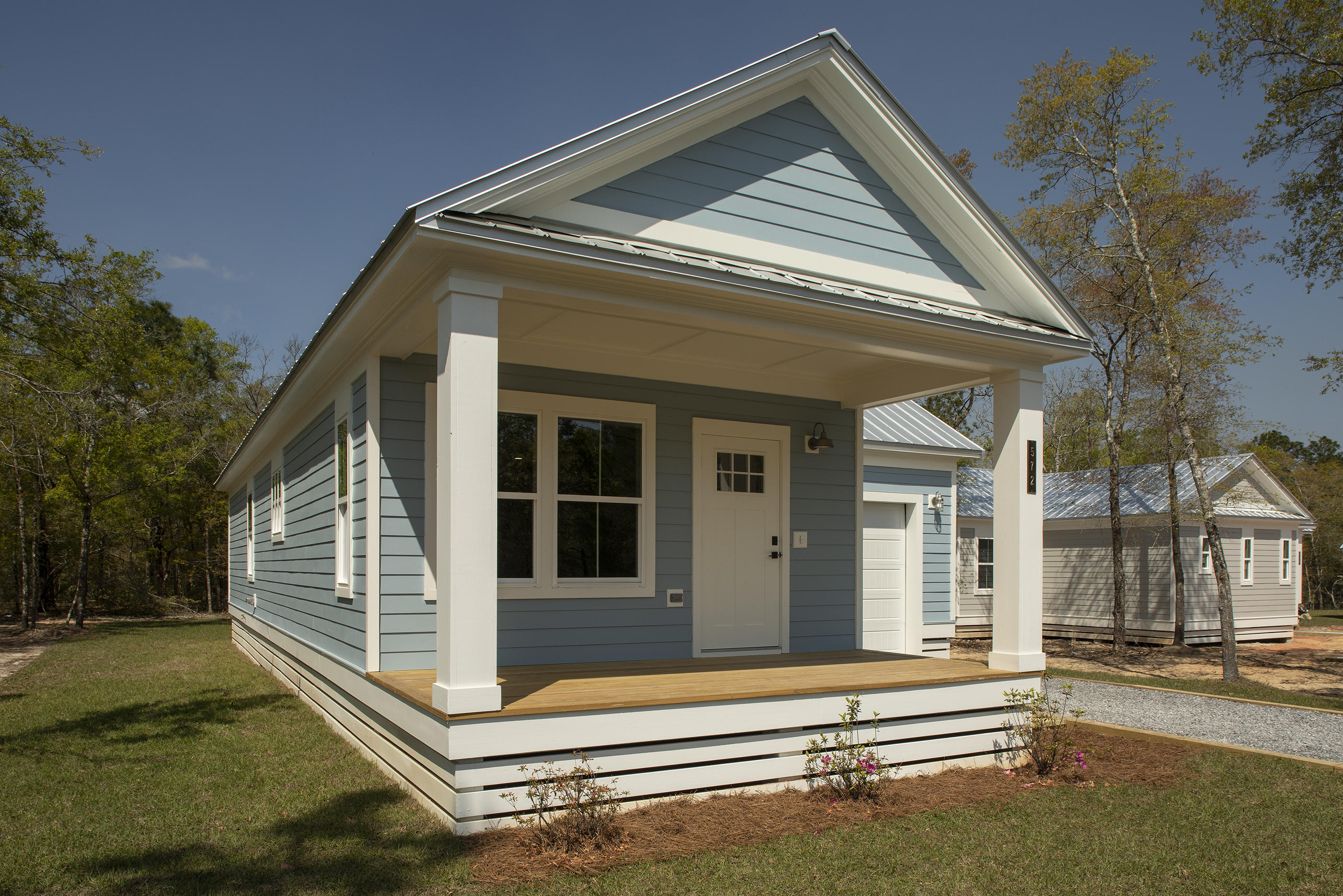 OAKWOOD LAKES ESTATES - Residential