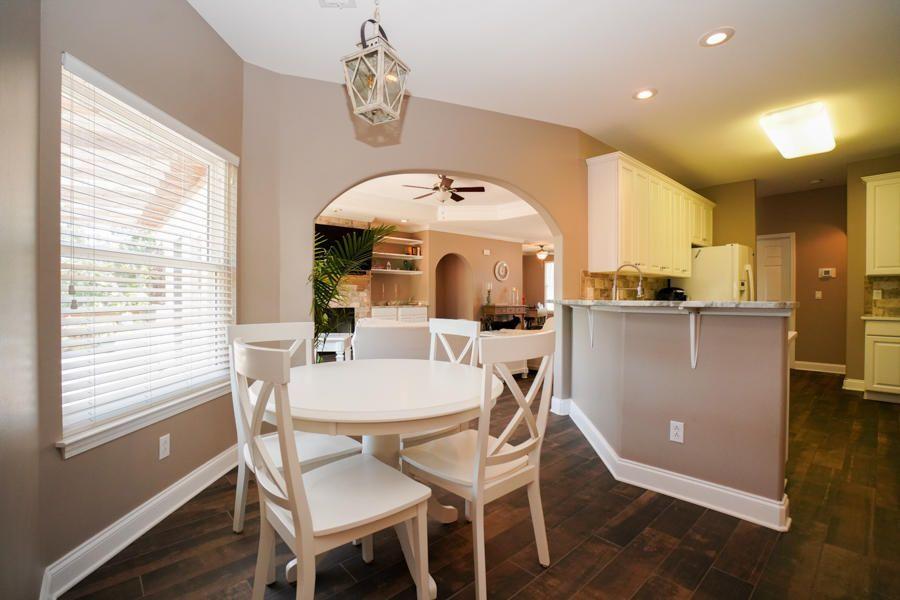 Emerald Lakes - Residential