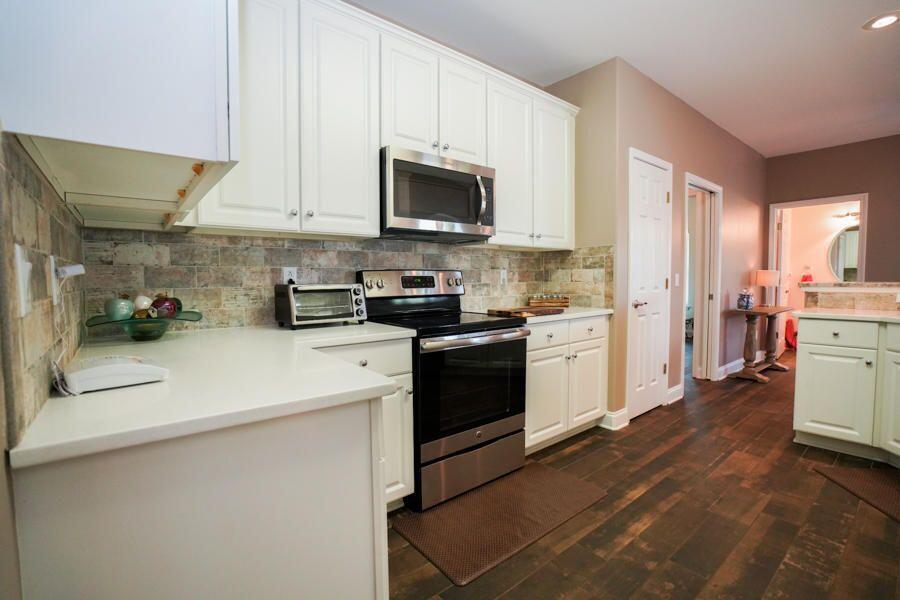 Emerald Lakes - Residential