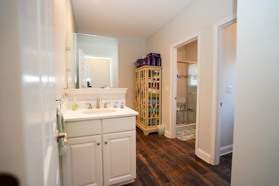 Emerald Lakes - Residential