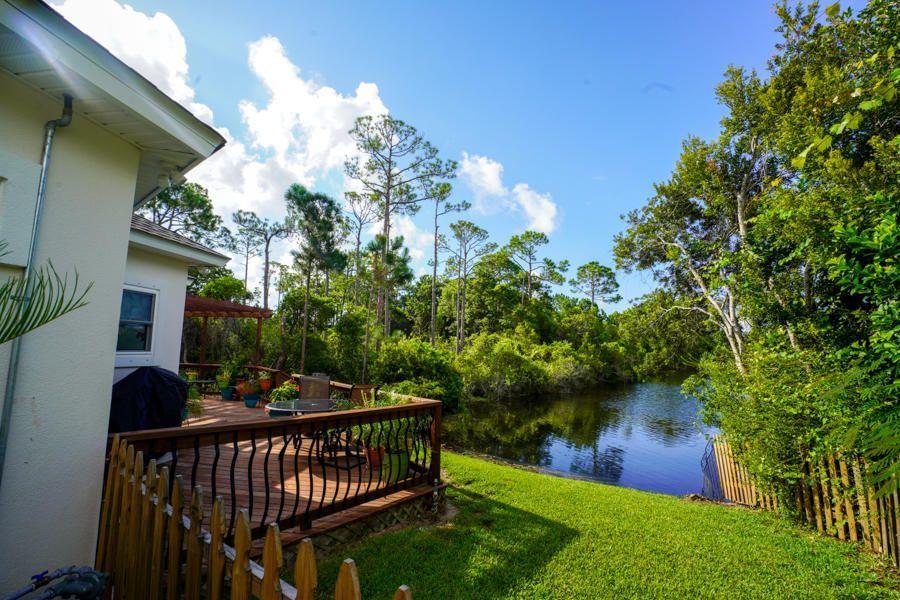 Emerald Lakes - Residential