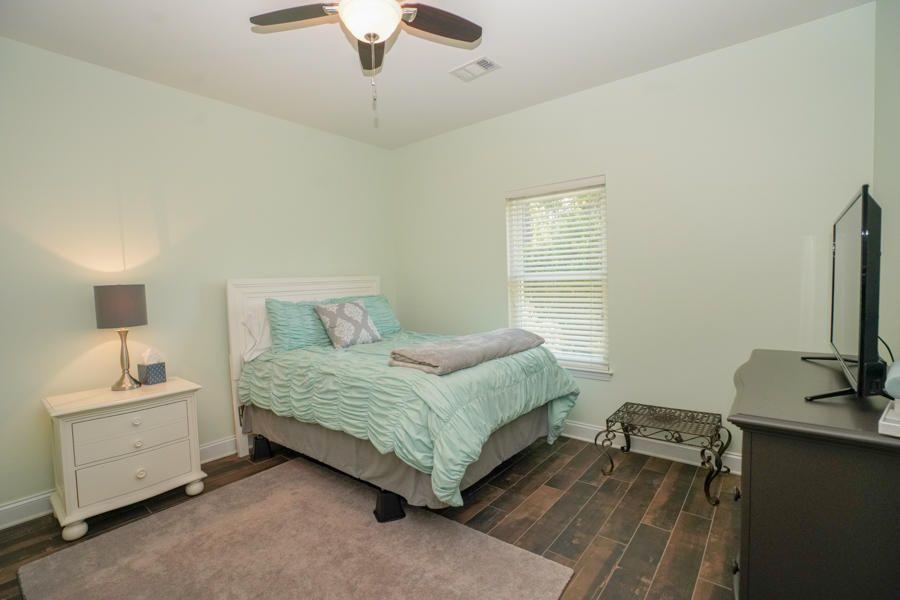 Emerald Lakes - Residential