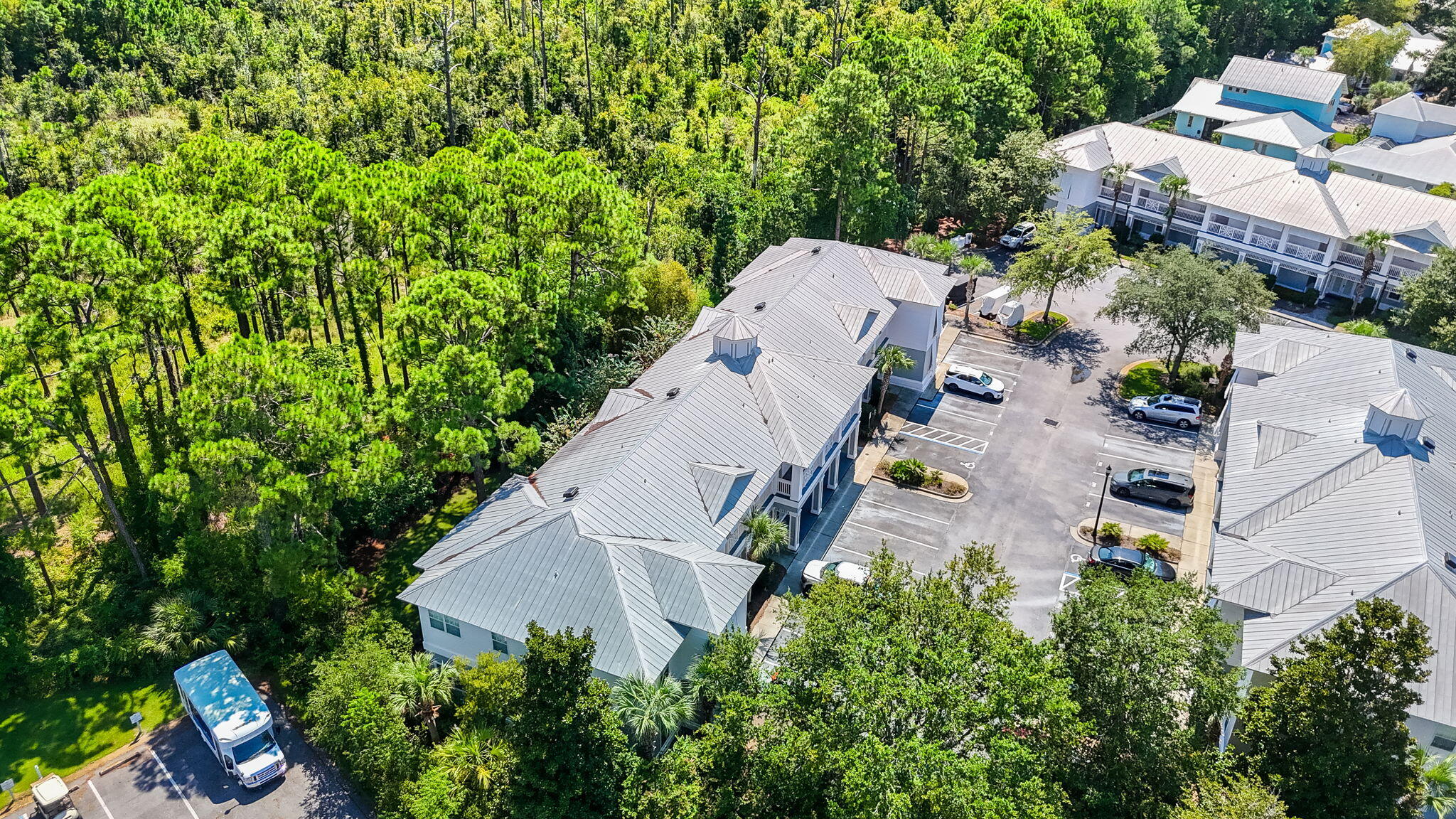 CRYSTAL COVE - Residential