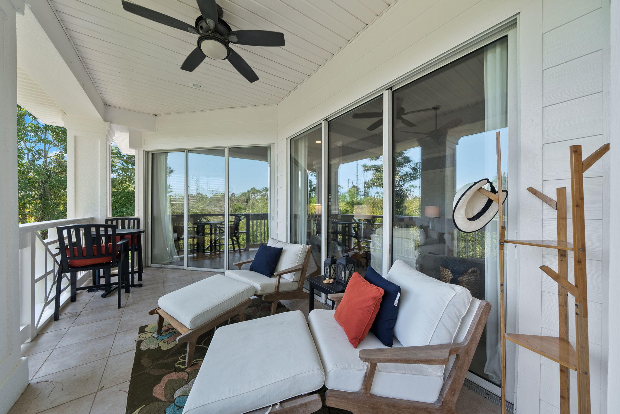 CRYSTAL COVE - Residential