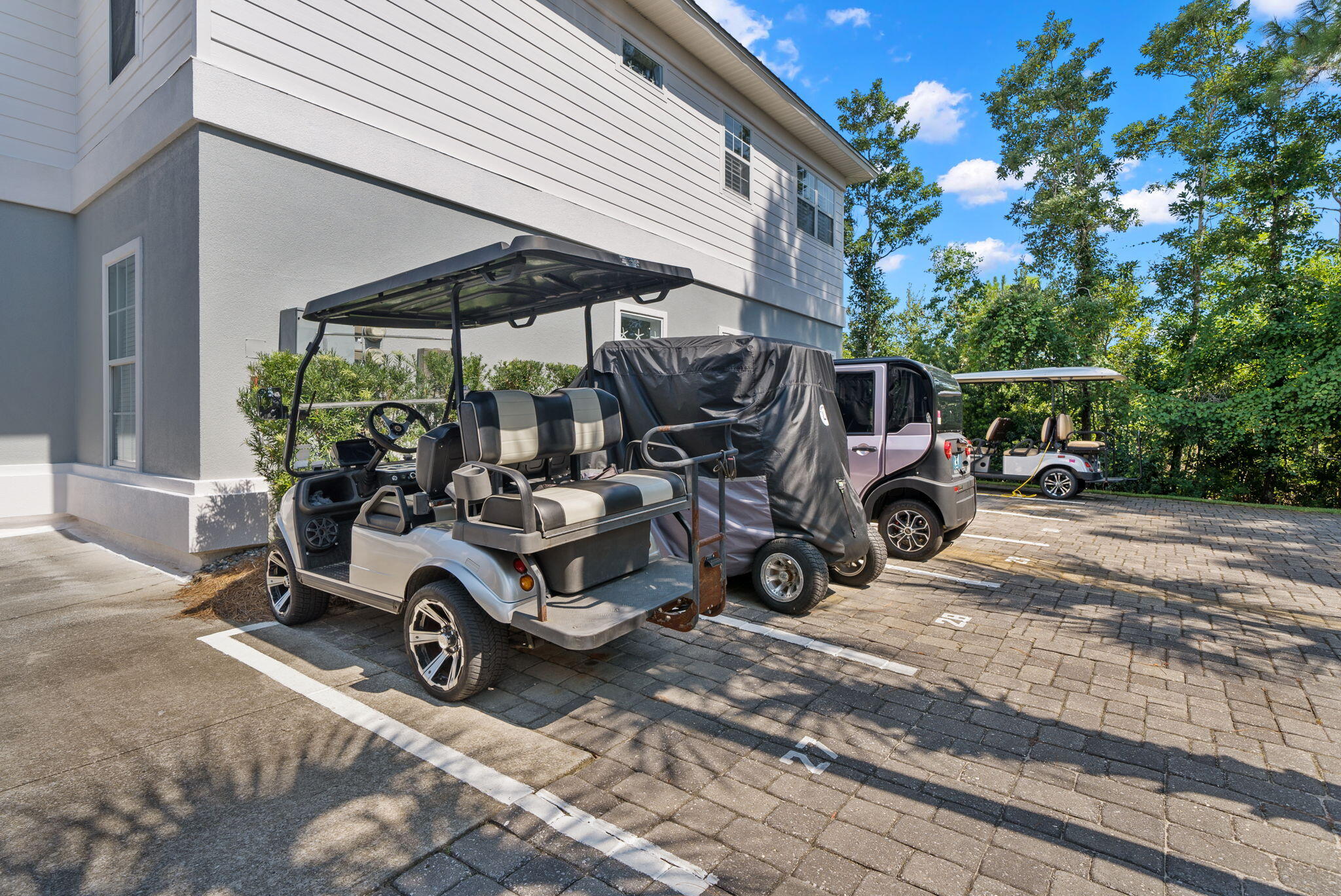 CRYSTAL COVE - Residential