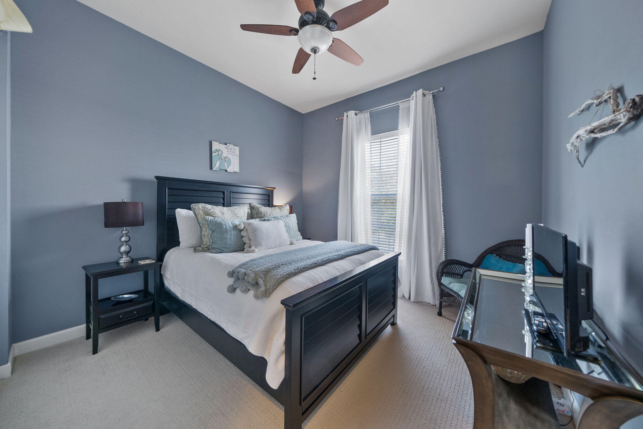 CRYSTAL COVE - Residential