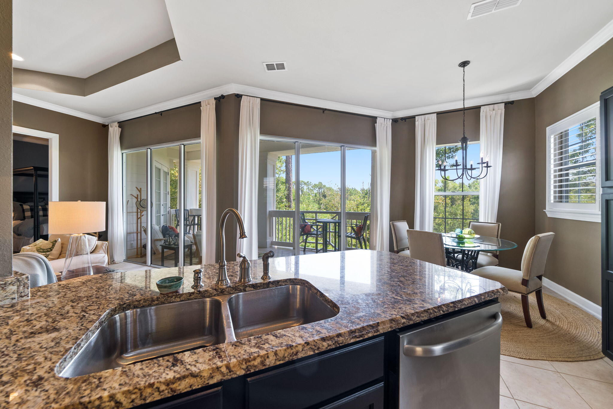 CRYSTAL COVE - Residential