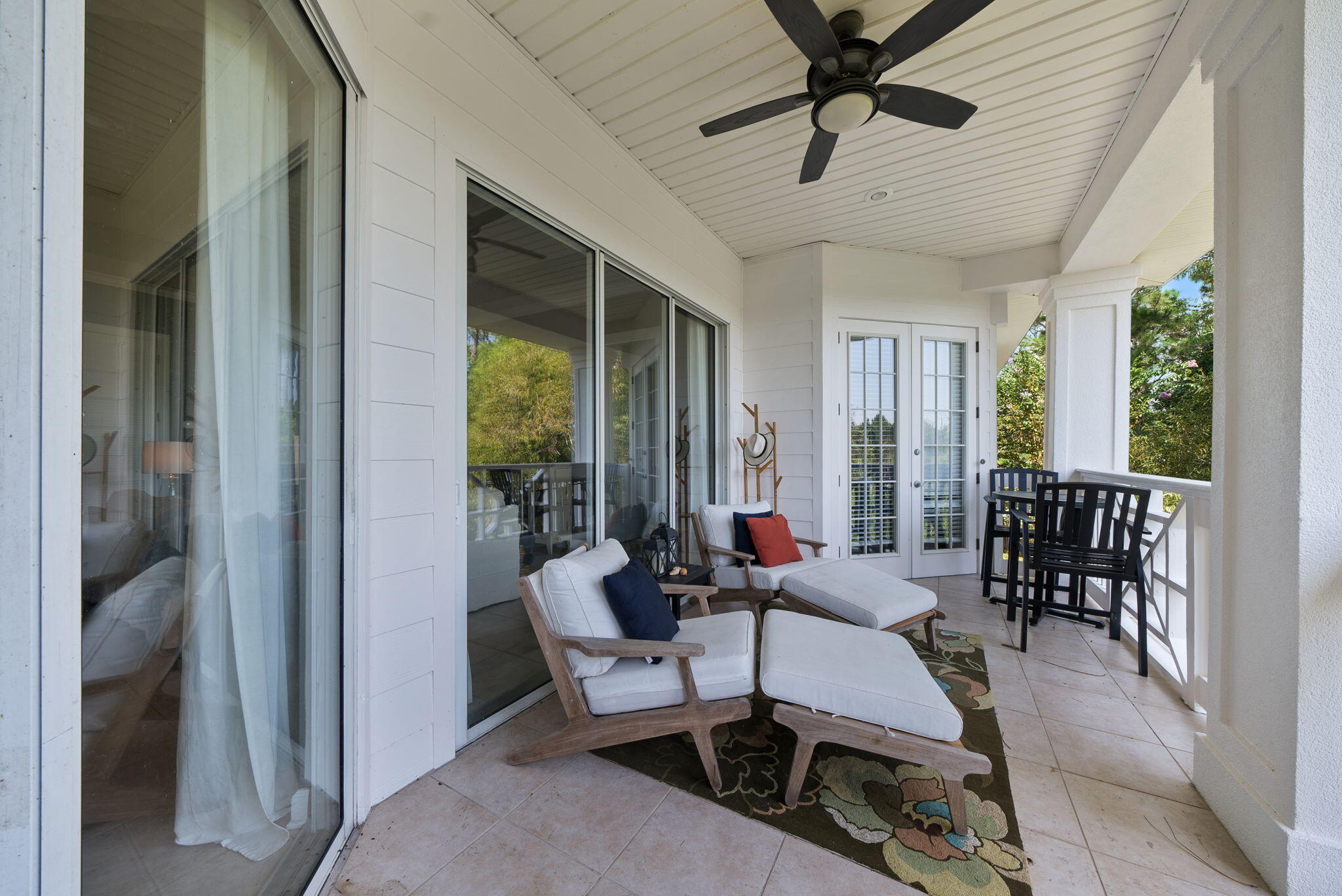 CRYSTAL COVE - Residential