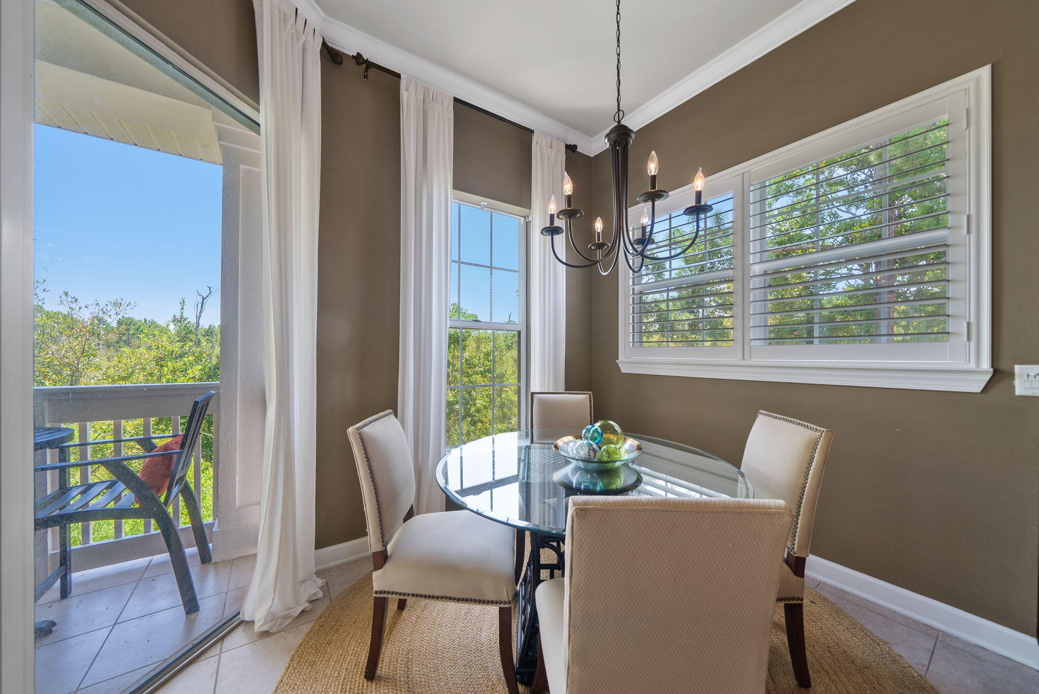 CRYSTAL COVE - Residential