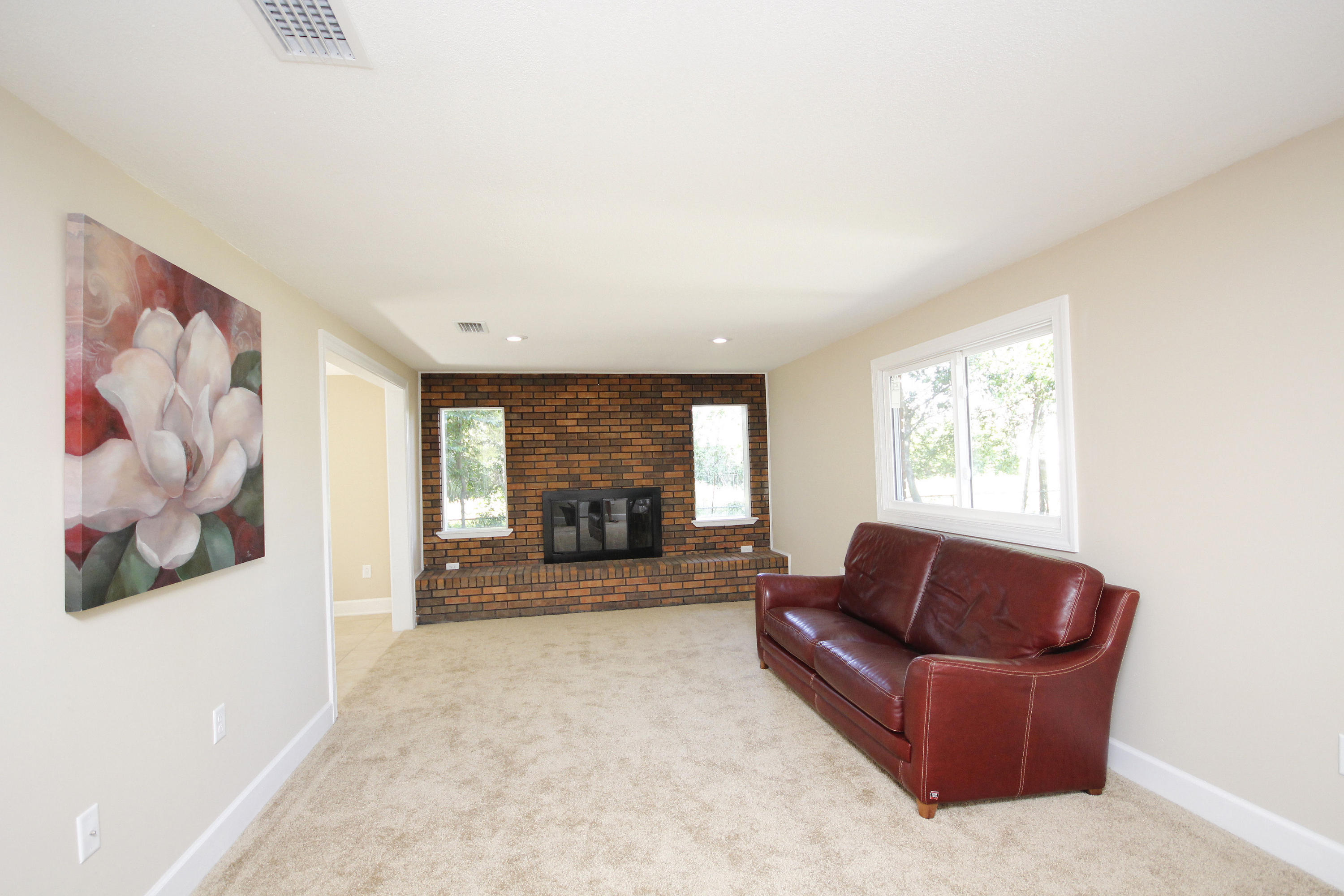 SCHOOLVIEW - Residential