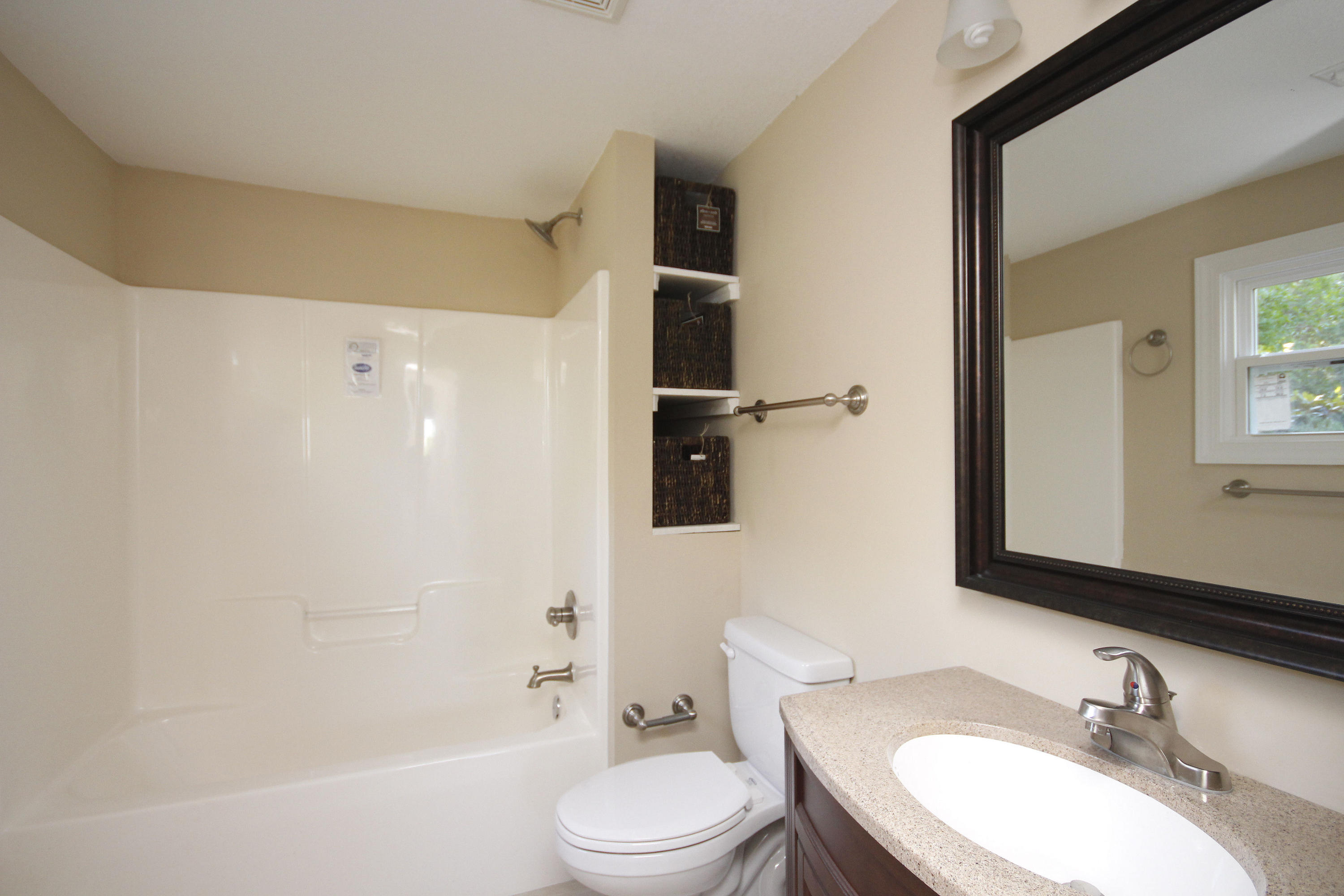 SCHOOLVIEW - Residential