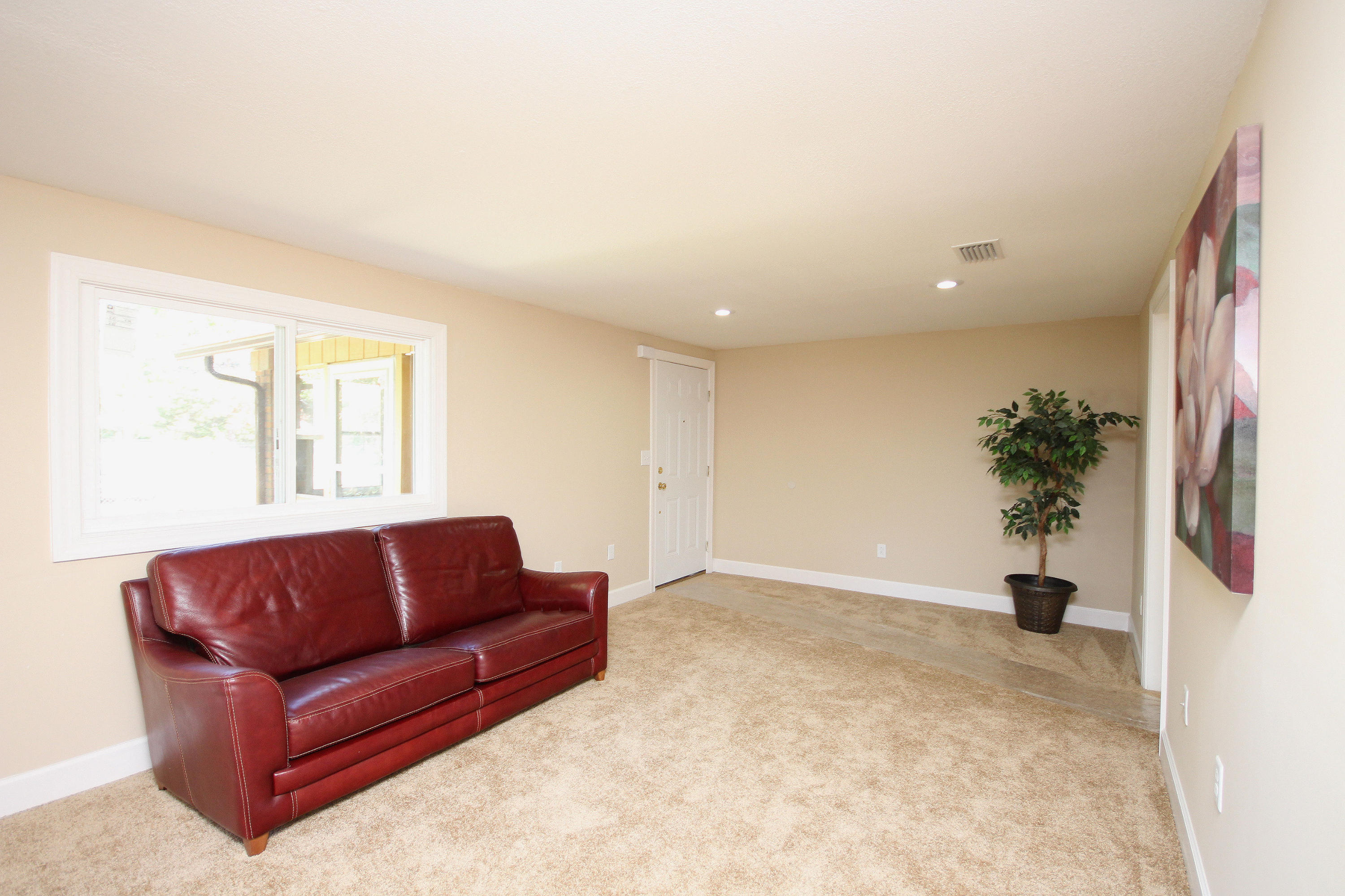 SCHOOLVIEW - Residential