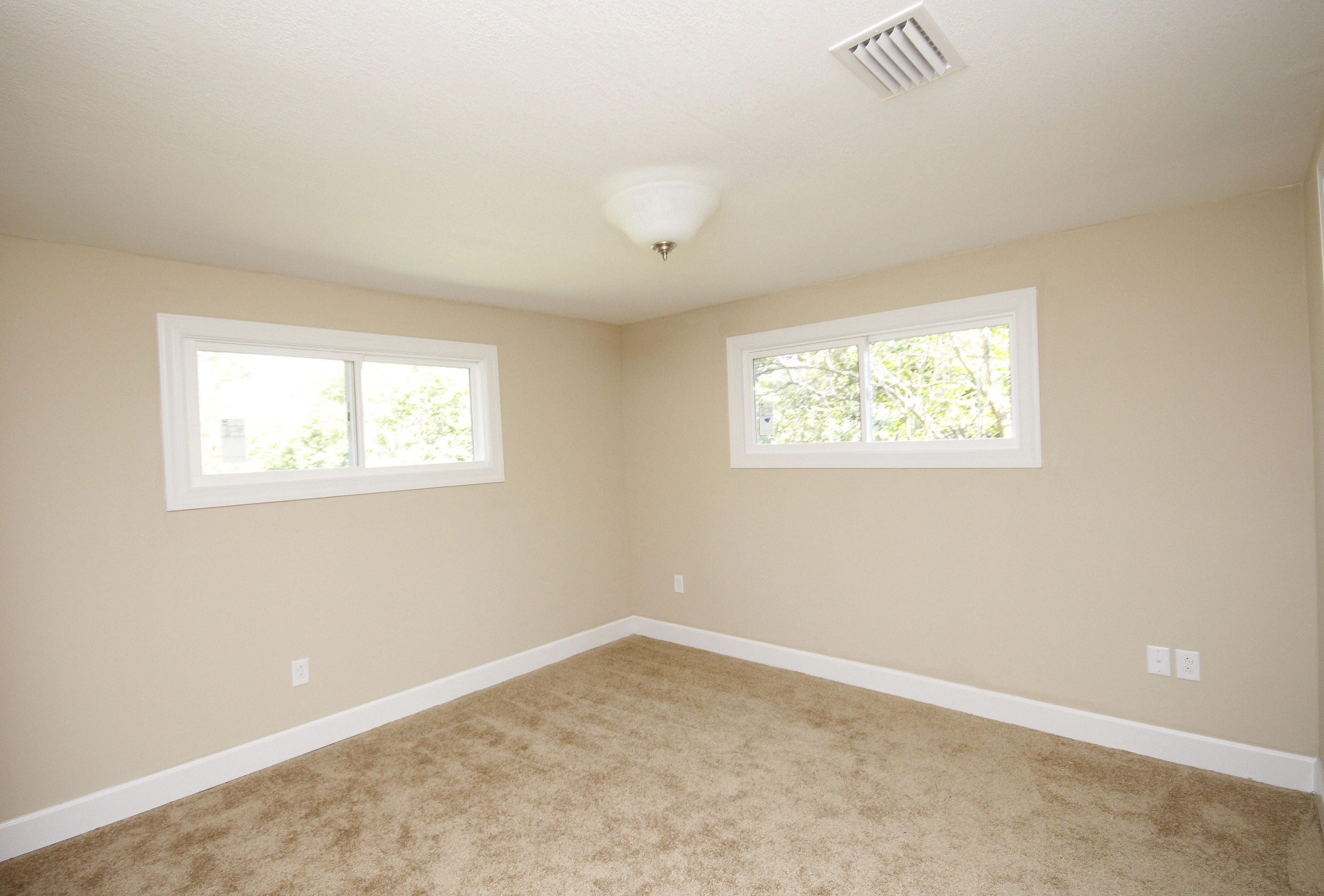 SCHOOLVIEW - Residential