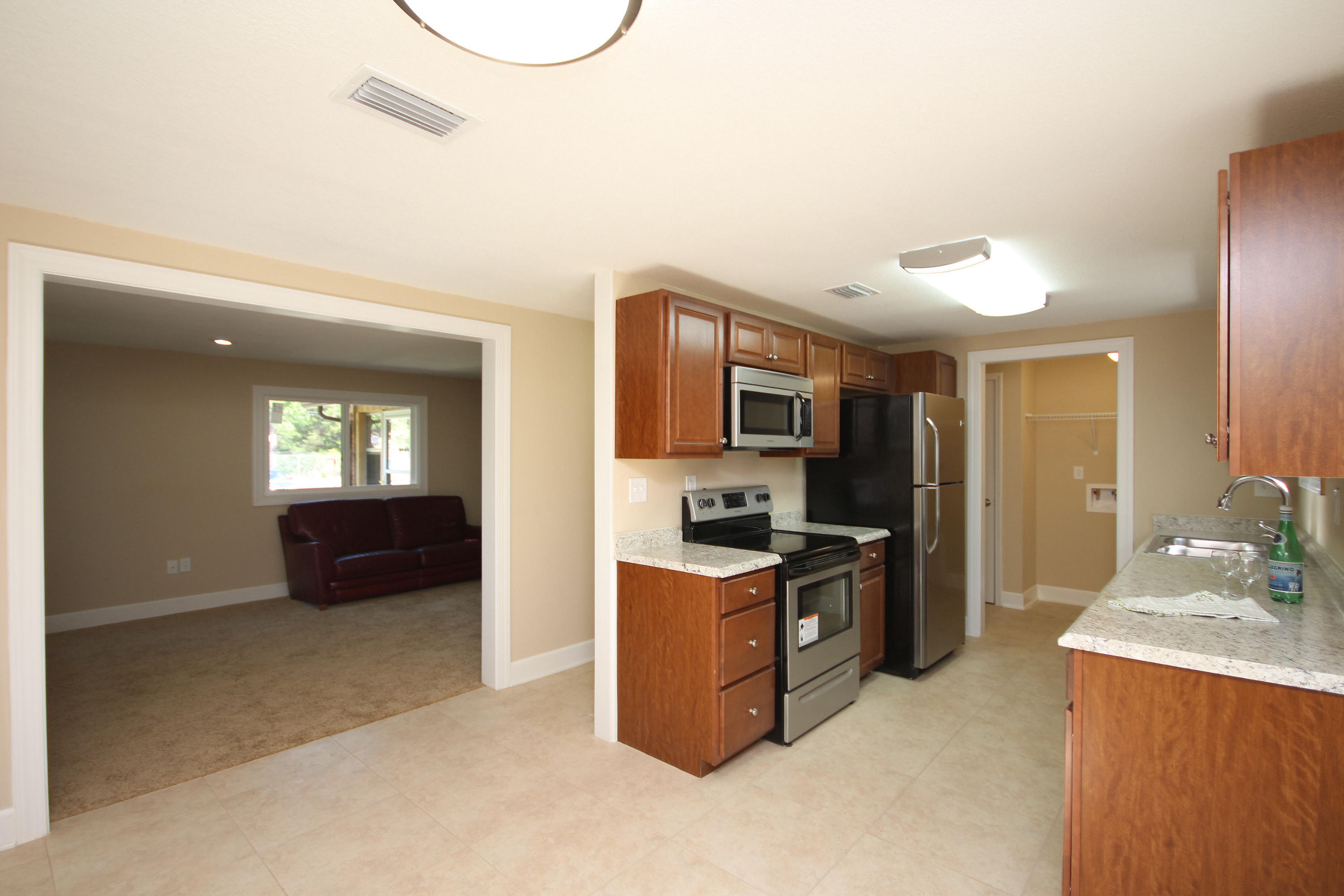 SCHOOLVIEW - Residential