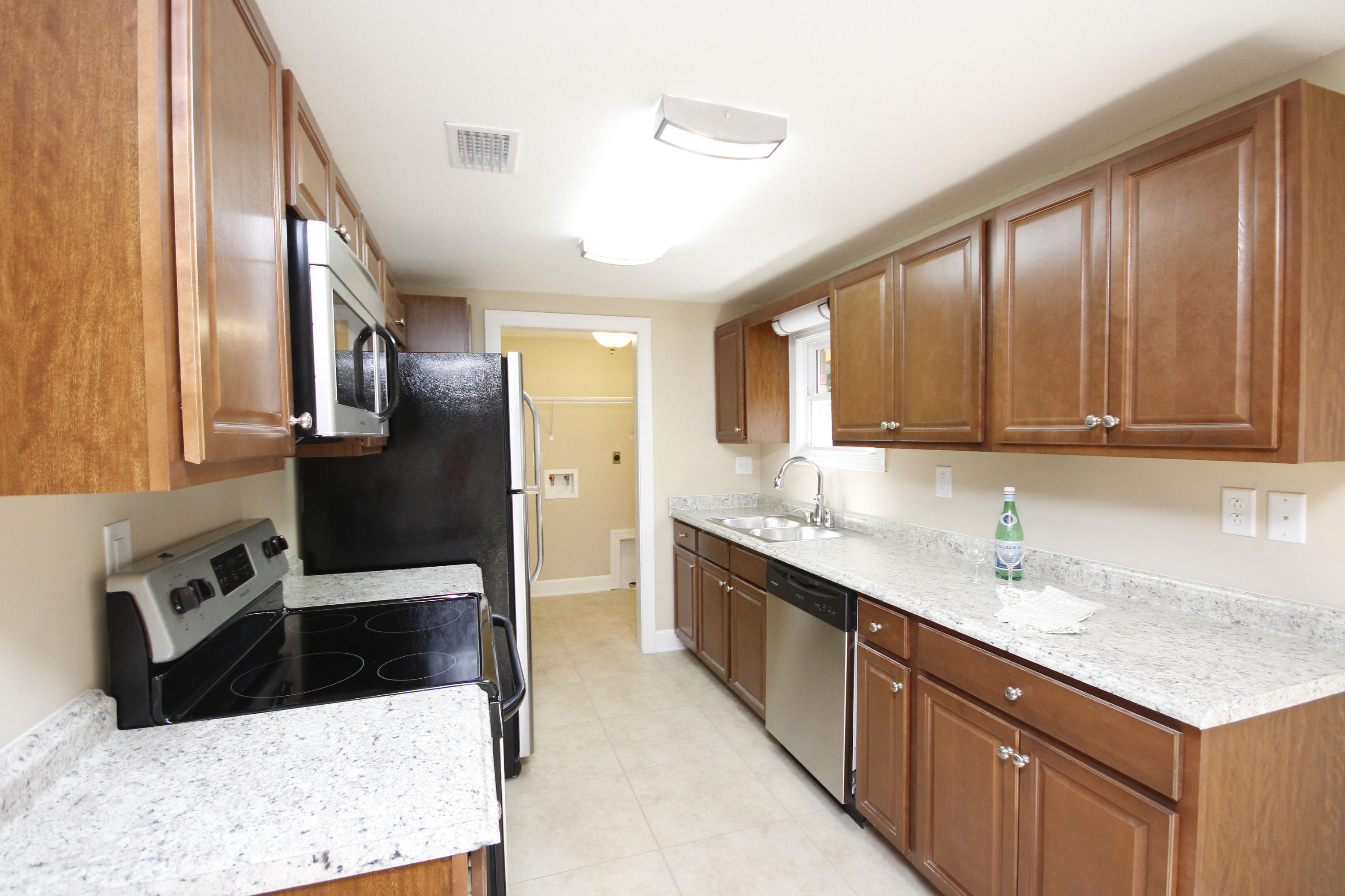 SCHOOLVIEW - Residential