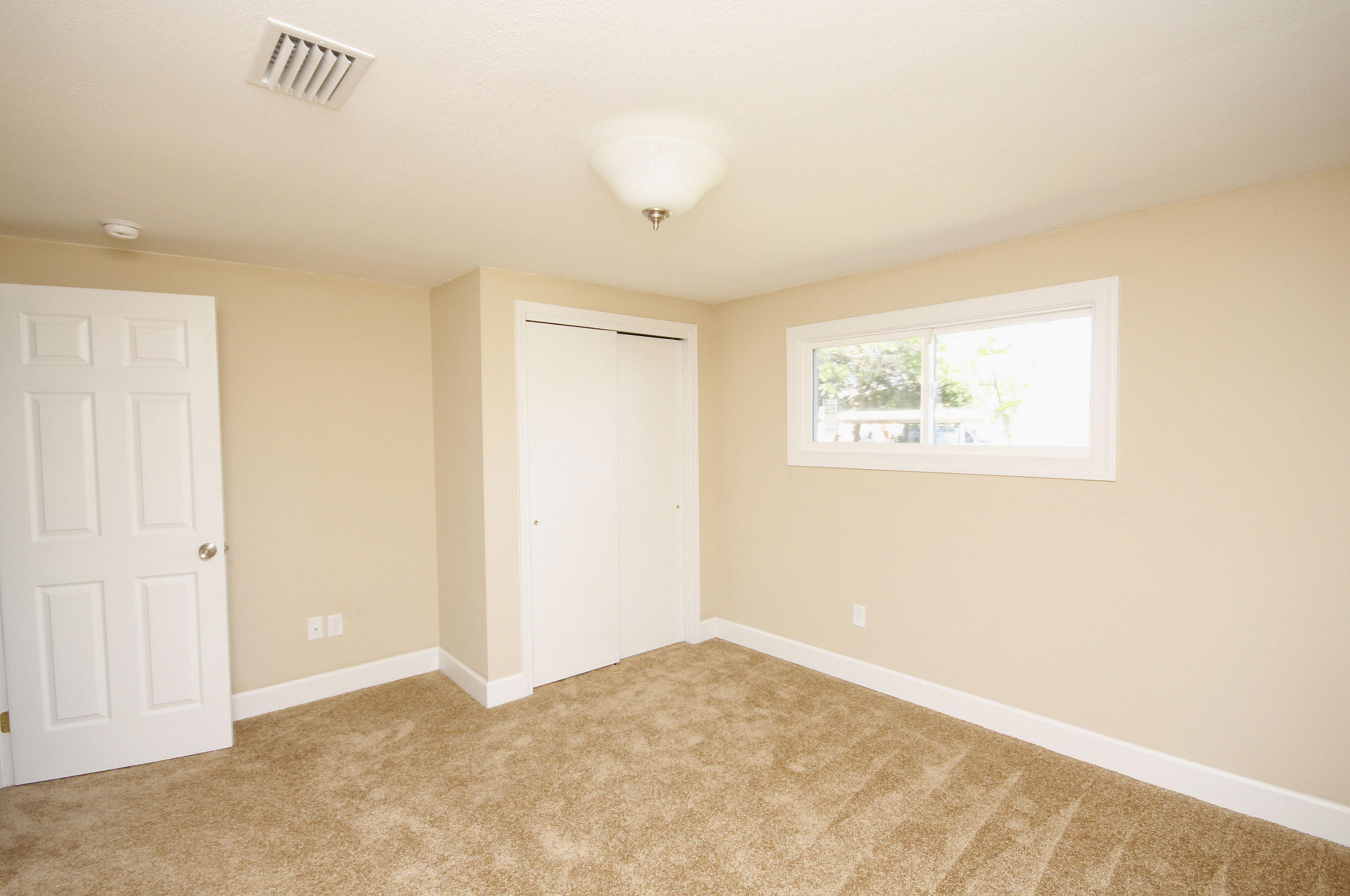 SCHOOLVIEW - Residential