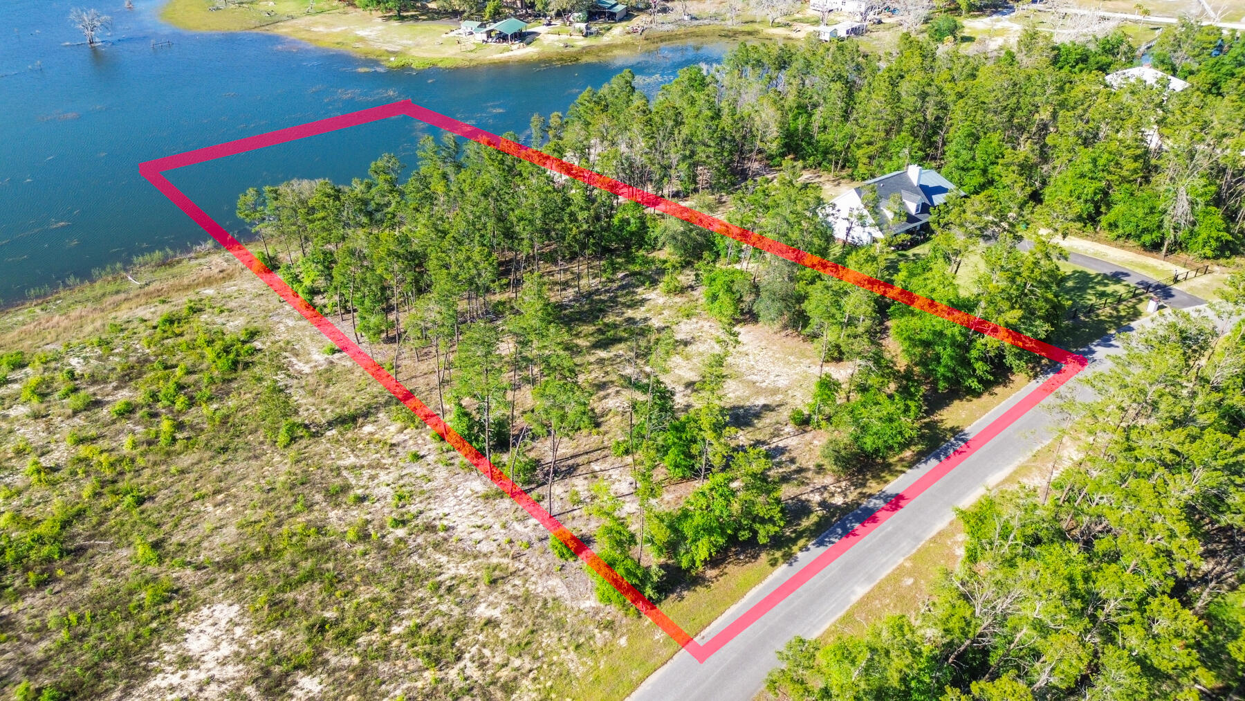 PINE LAKE ESTATES - Land