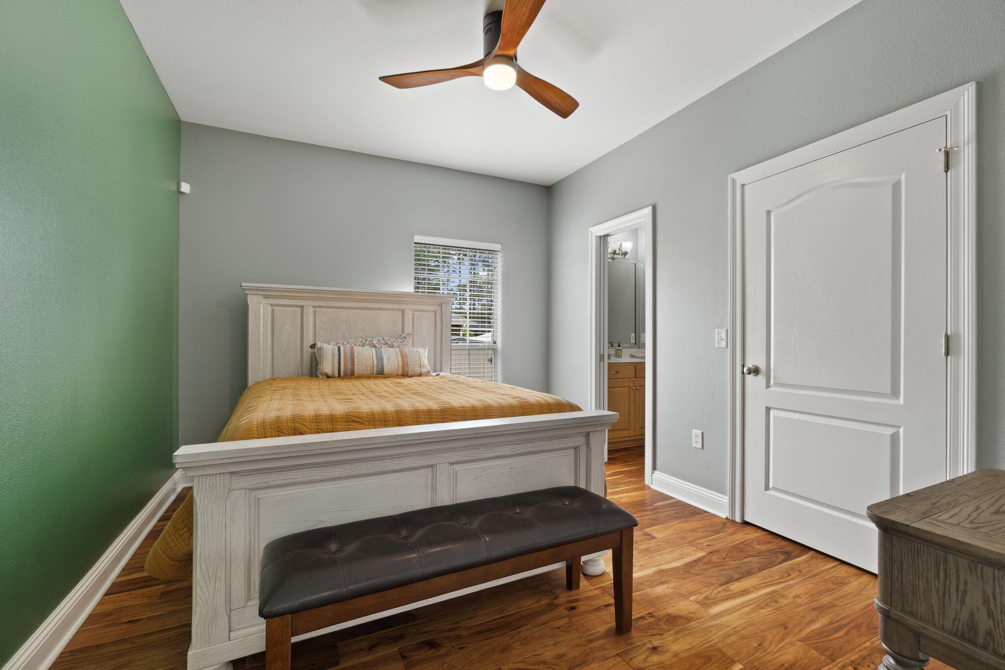 SOUNDSIDE - Residential