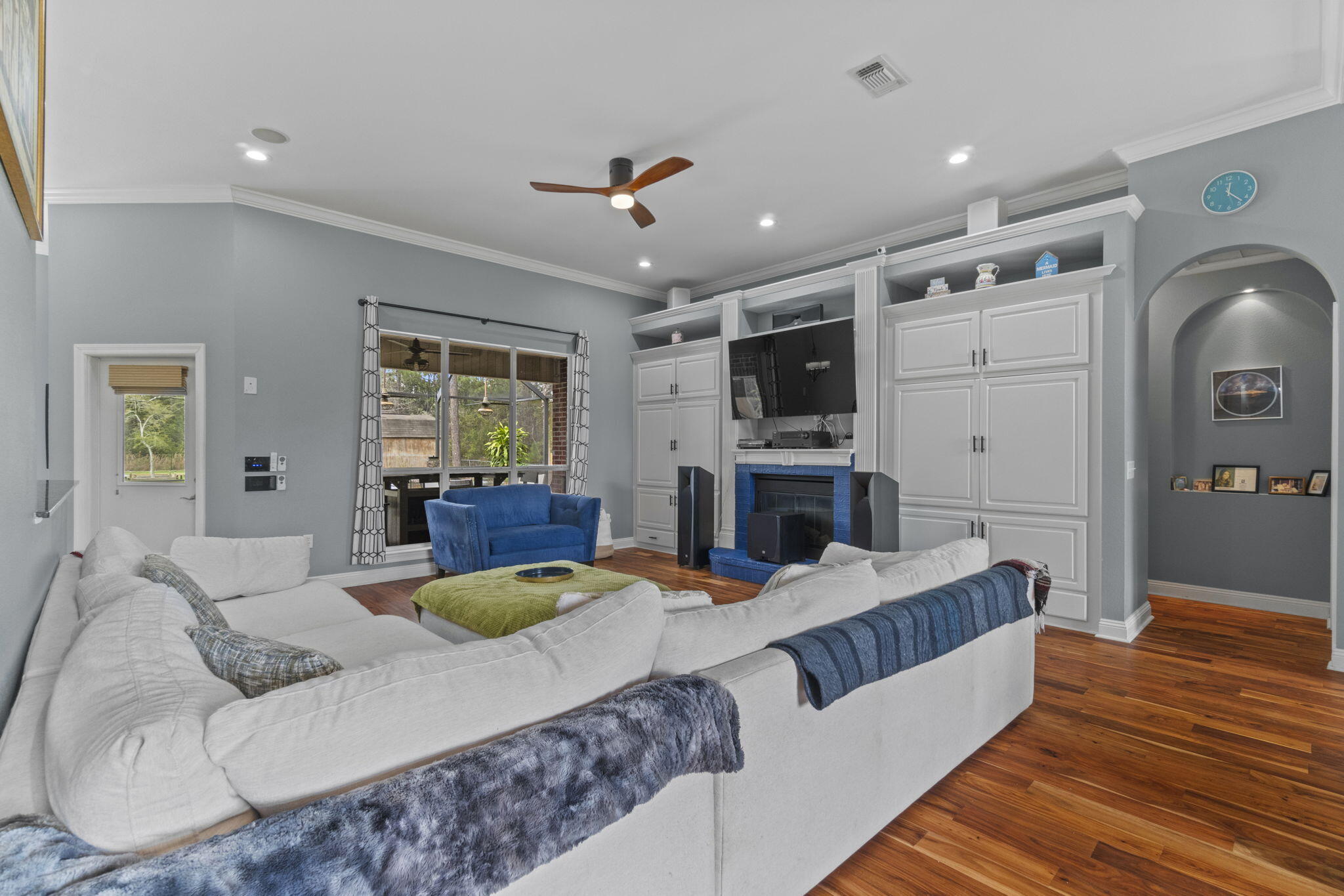 SOUNDSIDE - Residential
