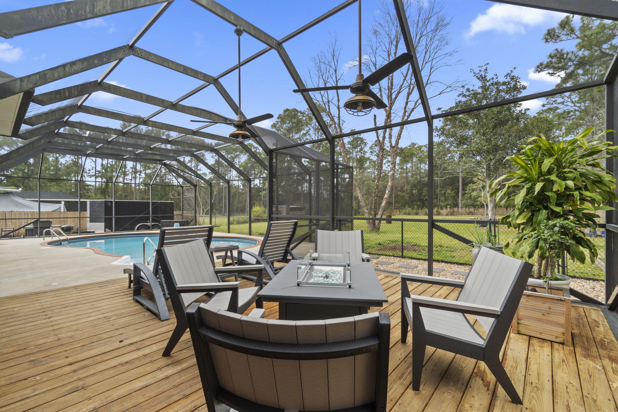 SOUNDSIDE - Residential