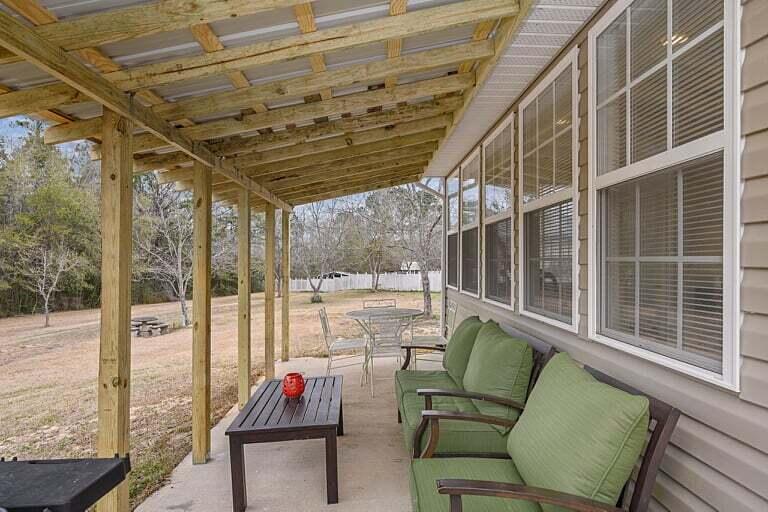 WYSTERIA MANOR - Residential