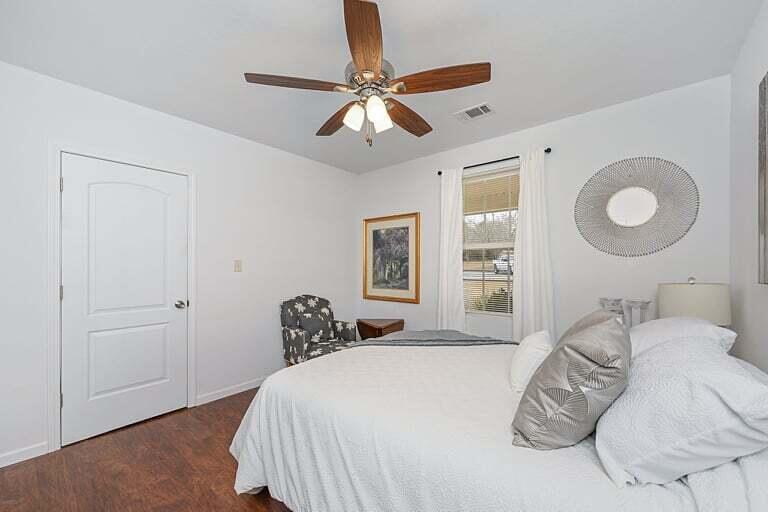 WYSTERIA MANOR - Residential