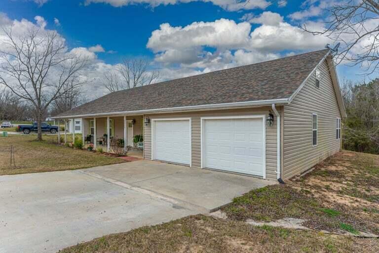 WYSTERIA MANOR - Residential