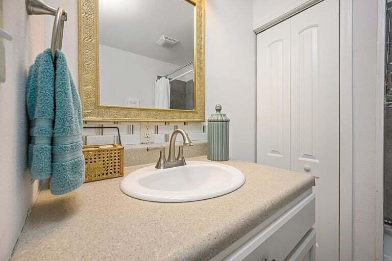 WYSTERIA MANOR - Residential