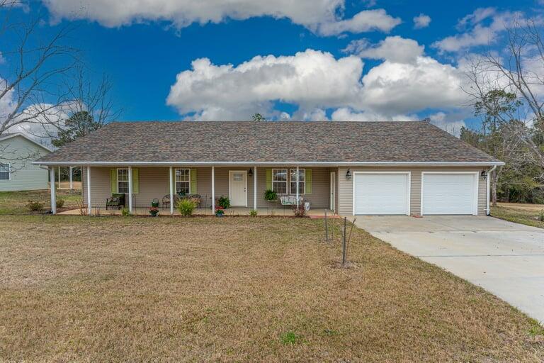 WYSTERIA MANOR - Residential