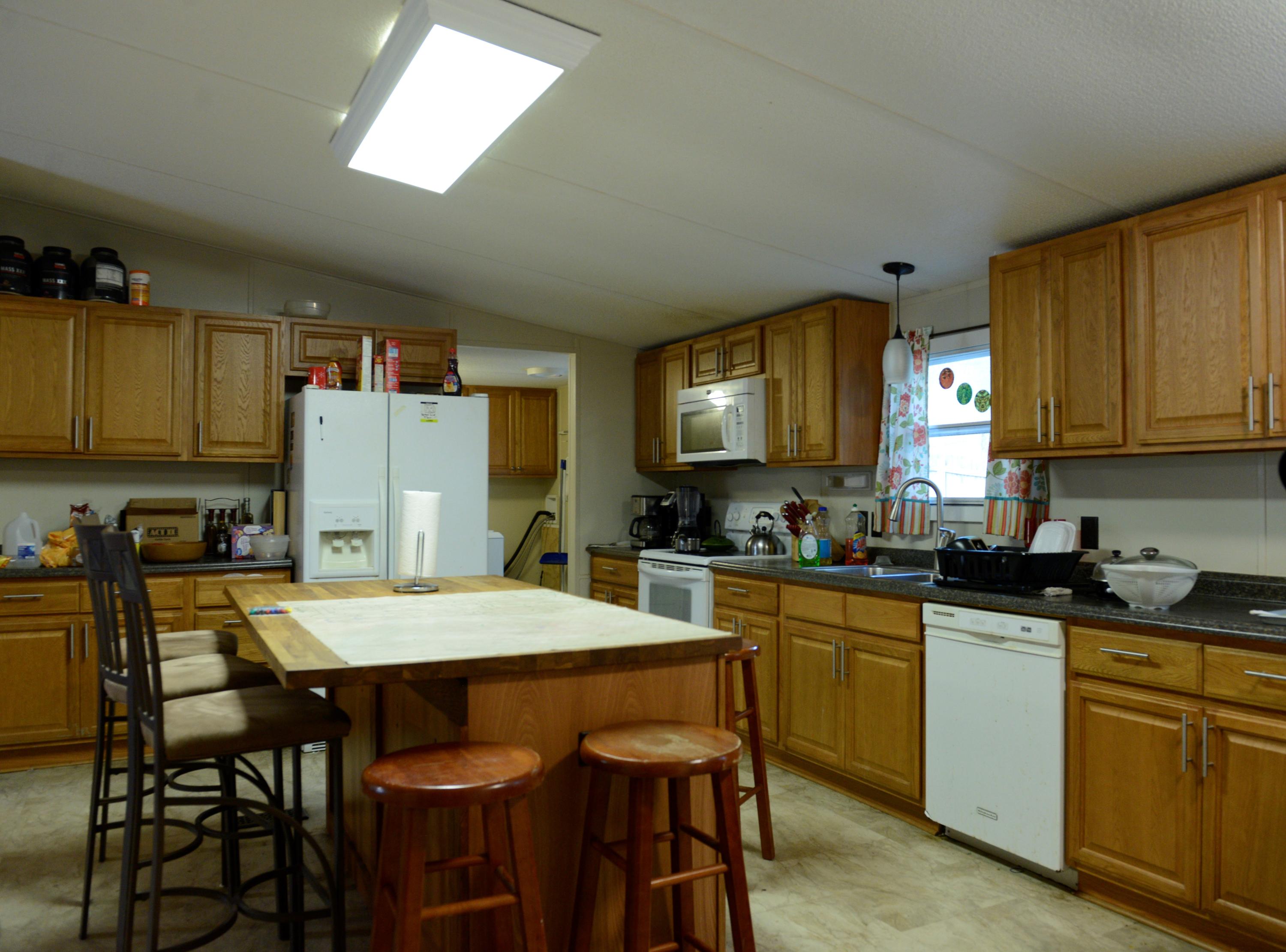 FLORIDA HEIGHTS - Residential