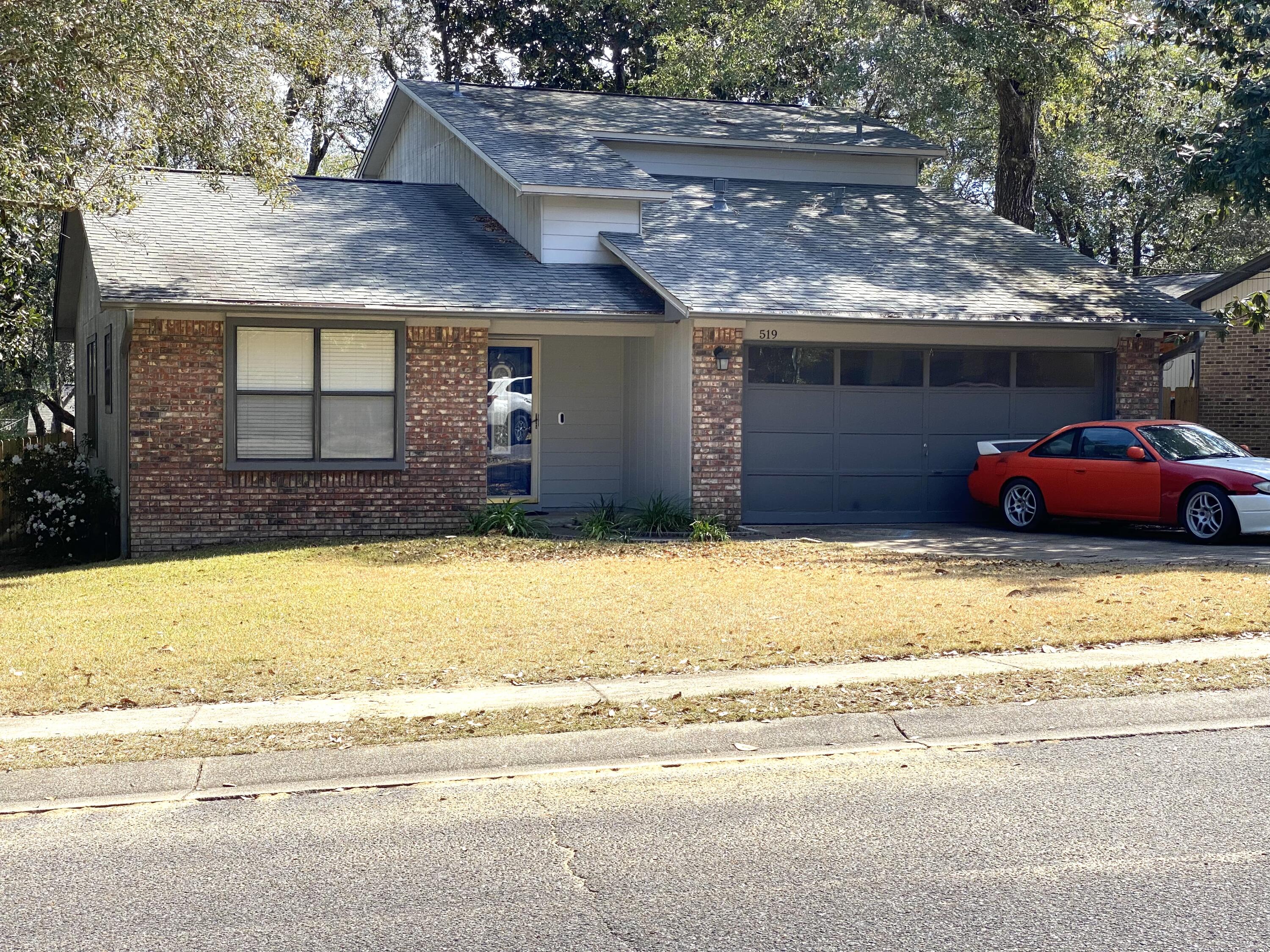 CREEKSIDE 4 - Residential Lease